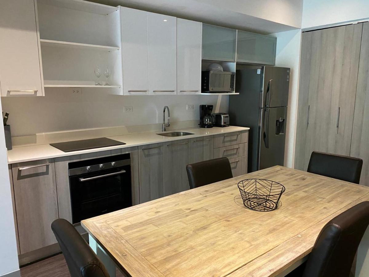 Bee Suites Santa Ana Santa Ana  Luaran gambar