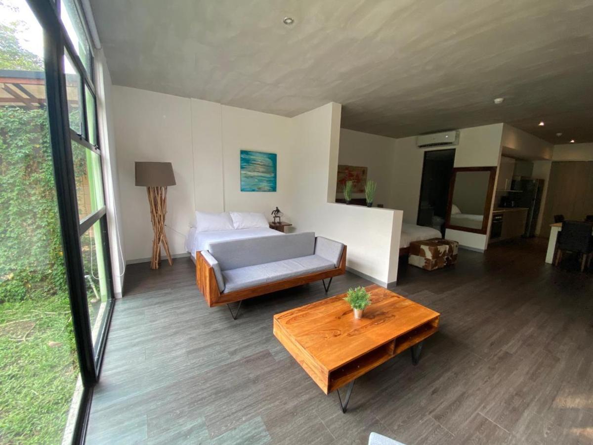 Bee Suites Santa Ana Santa Ana  Luaran gambar