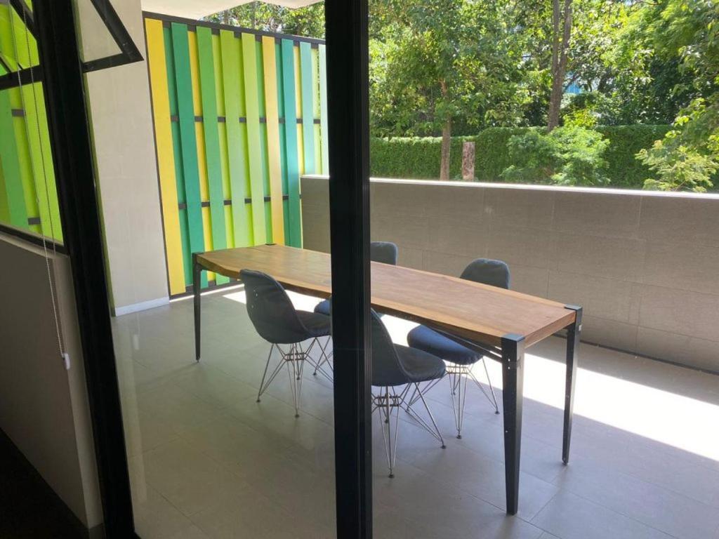 Bee Suites Santa Ana Santa Ana  Luaran gambar