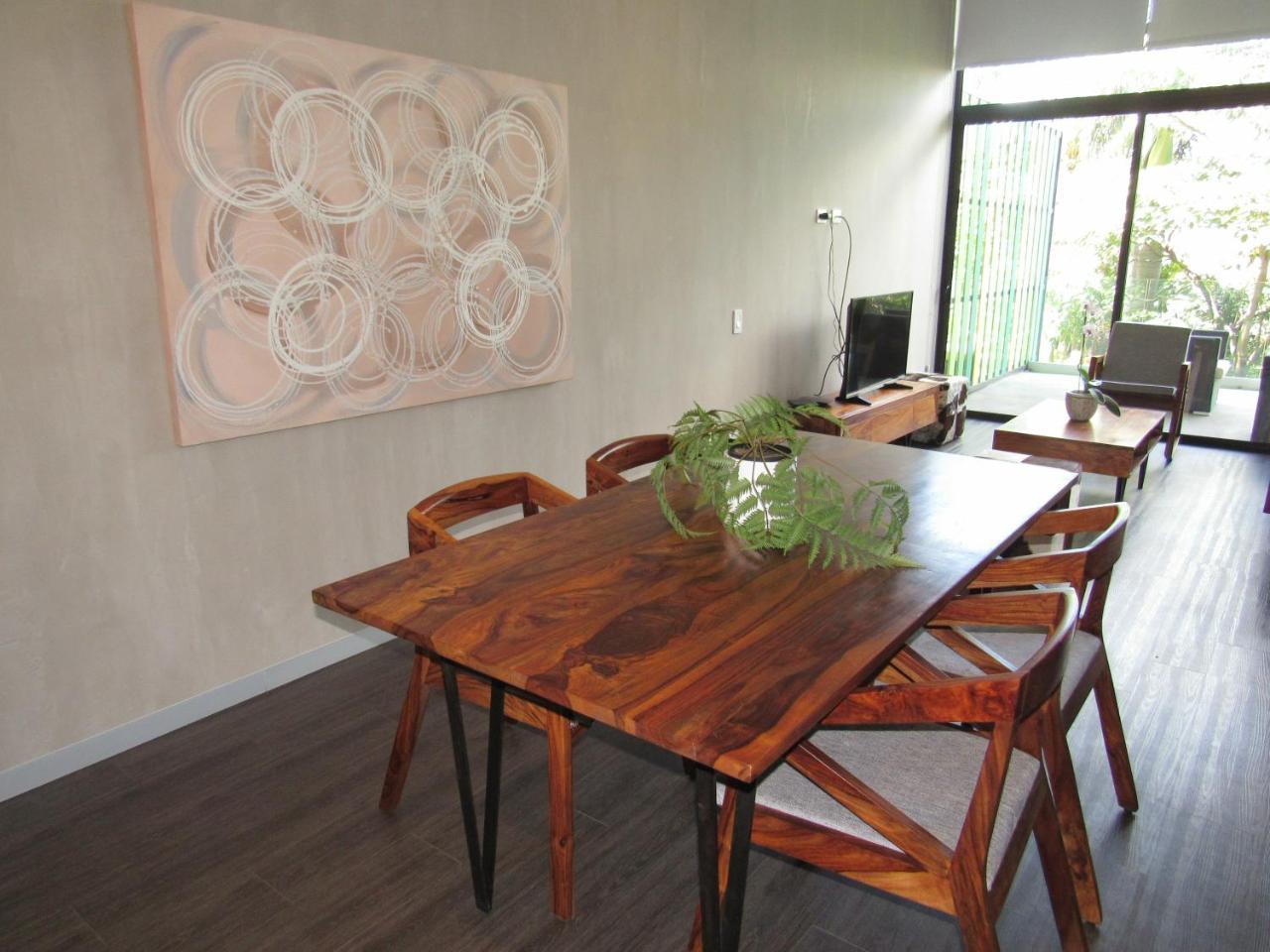 Bee Suites Santa Ana Santa Ana  Luaran gambar