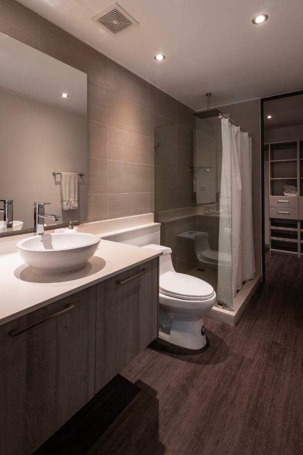 Bee Suites Santa Ana Santa Ana  Luaran gambar