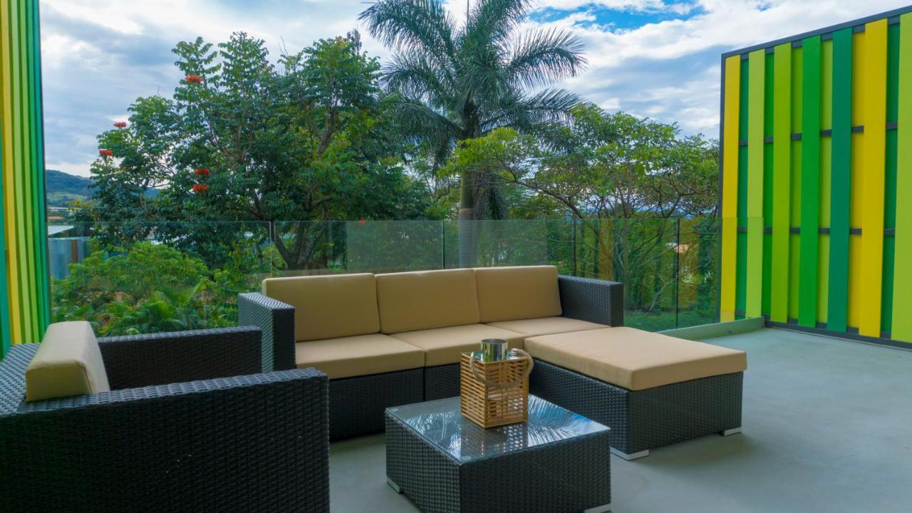 Bee Suites Santa Ana Santa Ana  Luaran gambar